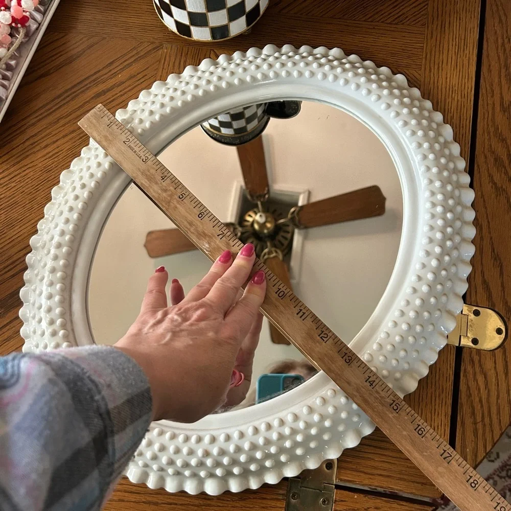 Vintage oval white